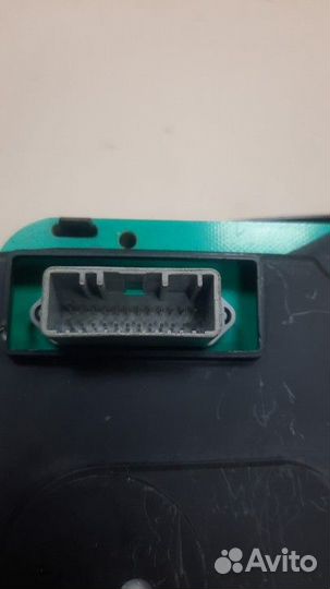 Панель приборов Renault Logan