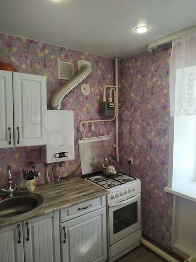 3-к. квартира, 57 м², 1/2 эт.