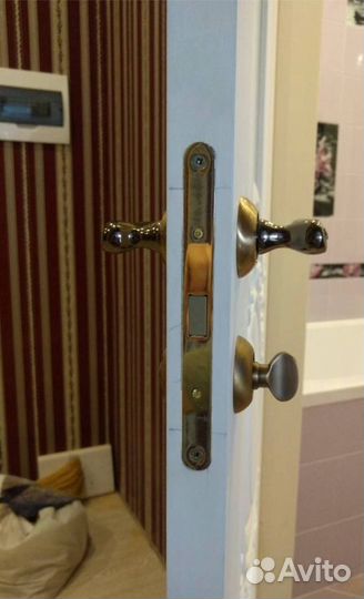 Установка врезка замена замков/ входных дверей