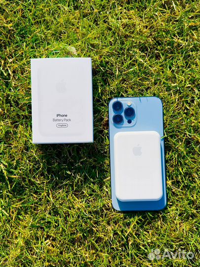 Повербанк Apple