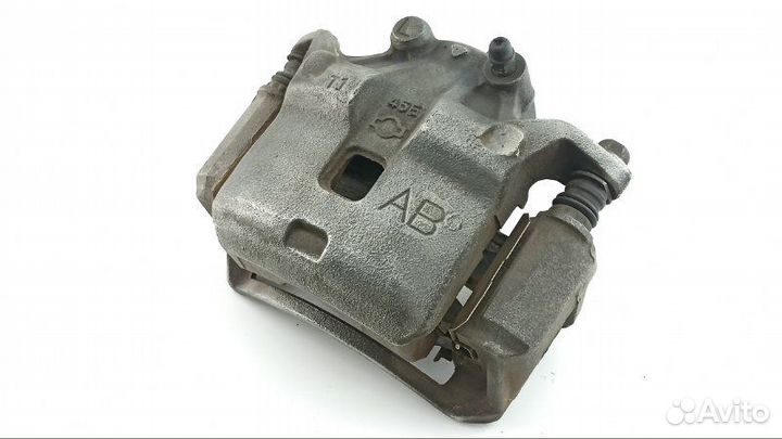 Суппорт передний левый Nissan Primera TP12 QR20DE