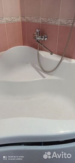 Ванная акриловая угловая