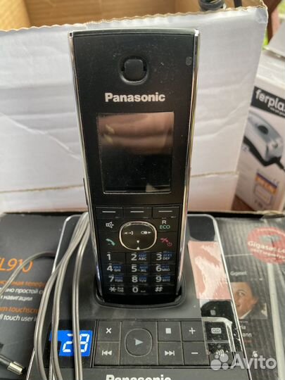 Телефон Panasonic KX-tg8561ru