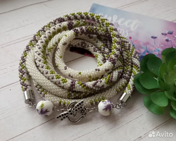 Лариат из бисера