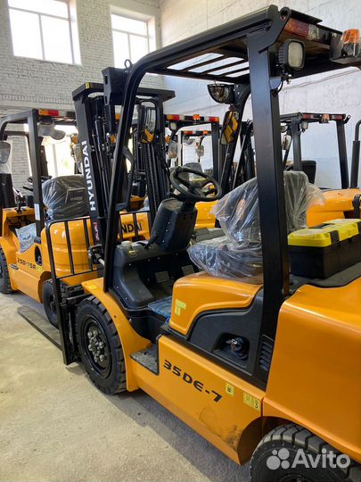 Вилочный погрузчик Hyundai 25LE-7, 2023