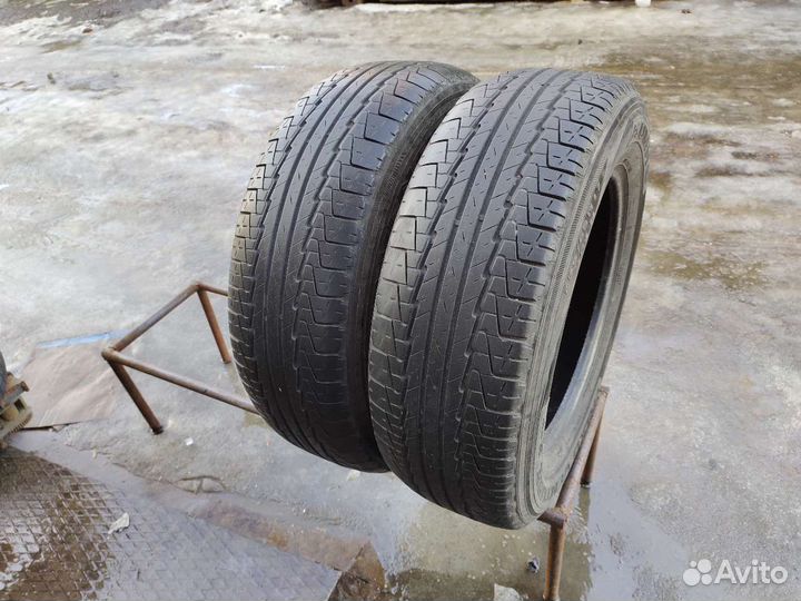 Kumho Road Venture ST KL16 235/65 R17