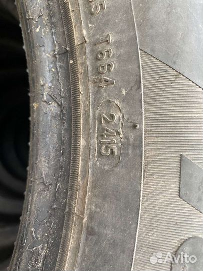 Pirelli Ice Zero 225/55 R18