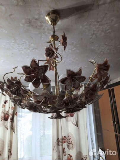 Люстра потолочная цветы