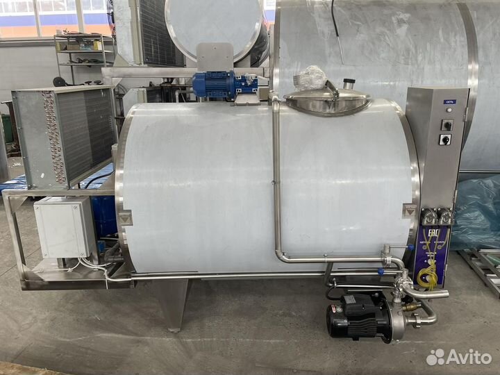 Охладитель молока 1000л.По программе господдержки