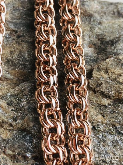 Крест и цепь