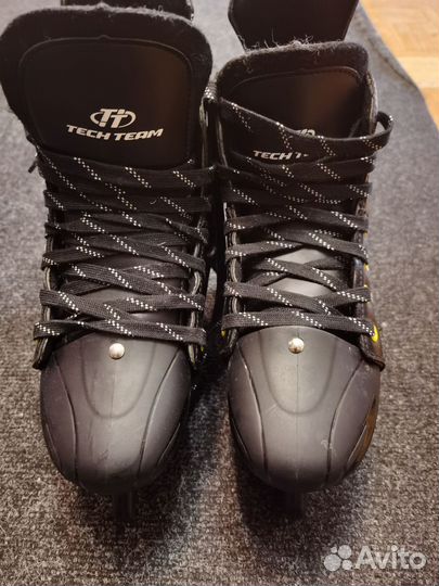 Коньки хоккейные