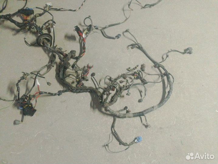 Проводка салона Renault Logan 1.6 2017