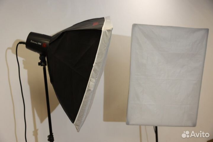 Комплект студийного света Jinbei D200 KIT 2