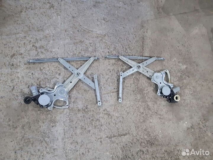 Тойота Королла 150 стеклоподъемник