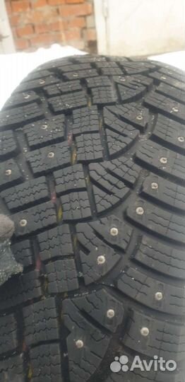 Continental IceContact 2 215/65 R17 103T