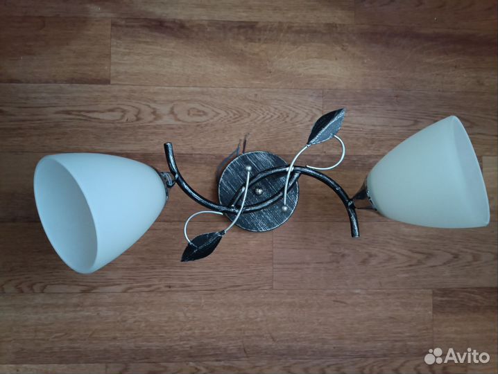 Люстра двухрожковая