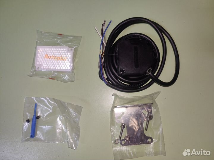 Фотодатчик Autonics BEN5M-MFR