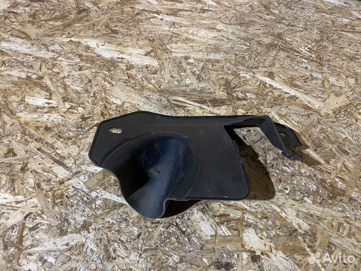 Кожух рулевой колонки Skoda Fabia 2 07-15