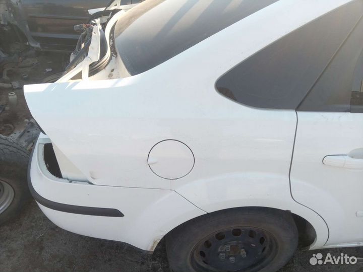 Задние крылья Ford Focus 2