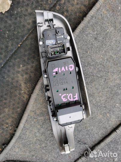 Блок управления стеклами Honda Civic FD3