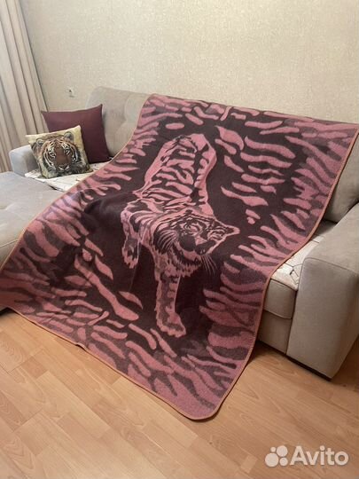 Одеяло шерстяное разных размеров