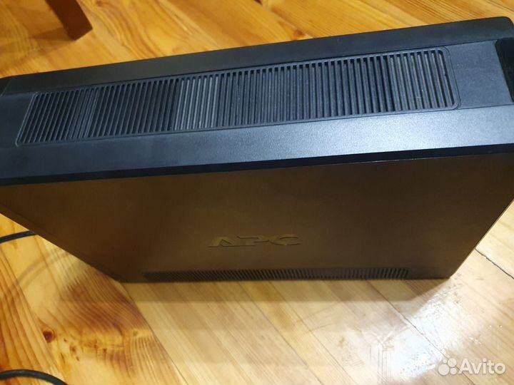 Ибп APC Back-UPS BR900G-RS