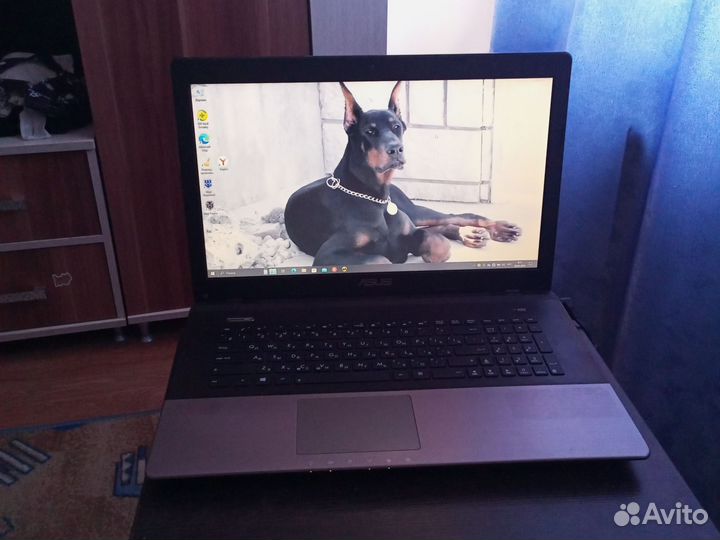 Ноутбук asus