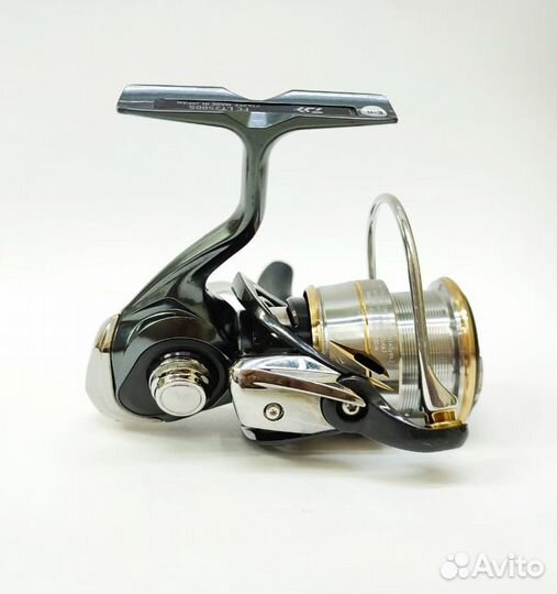 Катушка Daiwa 20 Luvias FC LT 2500S б/у