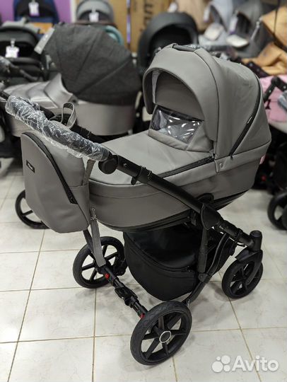 Коляска 2в1 Pituso Moon