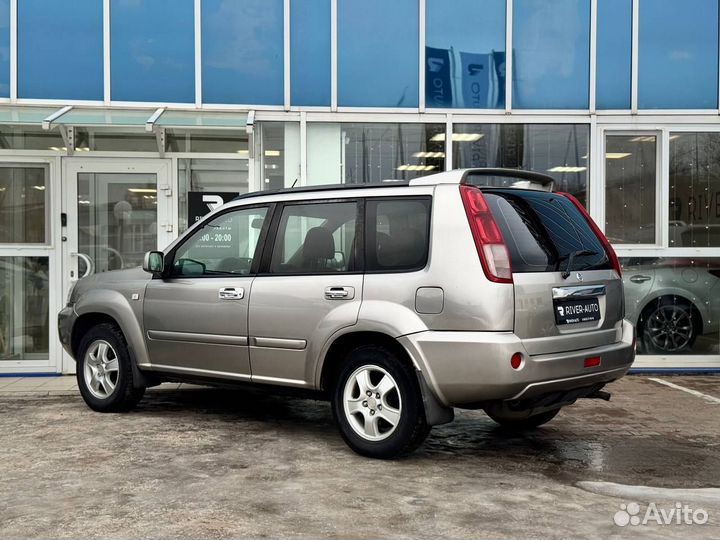Nissan X-Trail 2.0 AT, 2005, 335 995 км