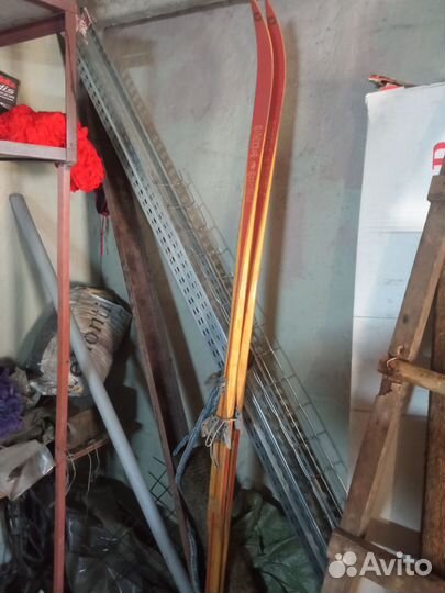 Беговые деревянные лыжи тиса СССР