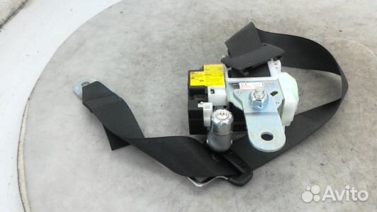 Ремень безопасности с пиропатроном сиденья заднего