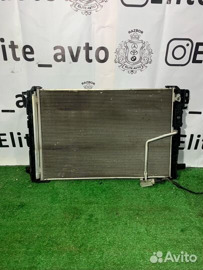 Радиатор кондиционера конденсер Mercedes W204 W212