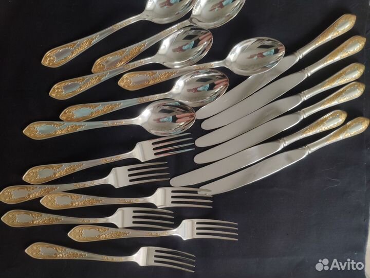 Набор столовых приборов мельхиор