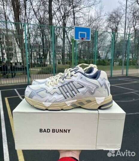 Кроссовки Adidas Response CL x Bad Bunny