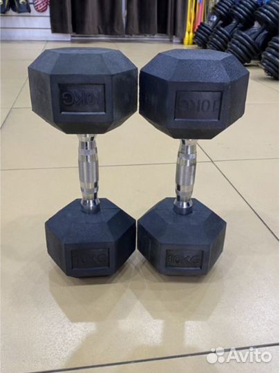 Гантели по 10 кг