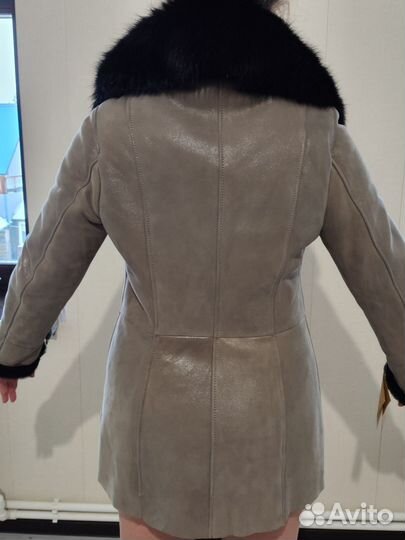 Дубленка женская 48 50 новая