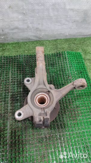 Кулак передний правый Ford Fiesta (CB1) 2009