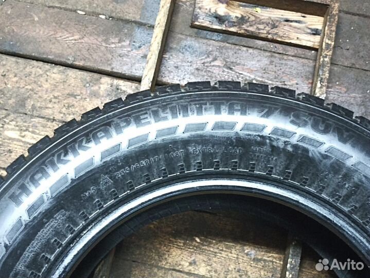 Nokian Tyres Hakkapeliitta 7 SUV 235/65 R17 108T