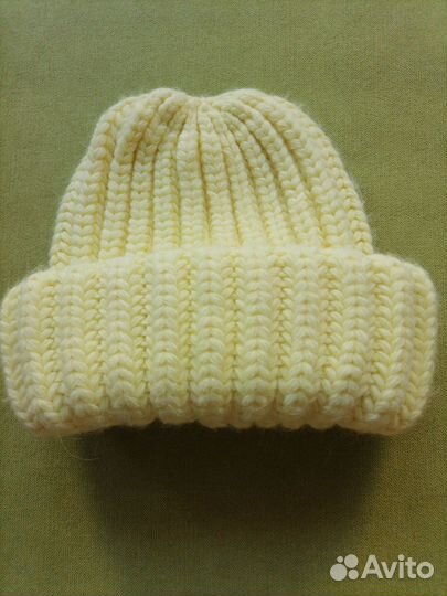 Шапка женская вязаная