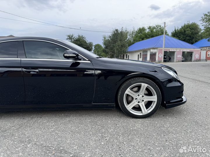 Mercedes-Benz CLS-класс 5.5 AT, 2004, 275 000 км