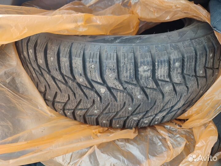 Sailun Ice Blazer Alpine 215/9 R16