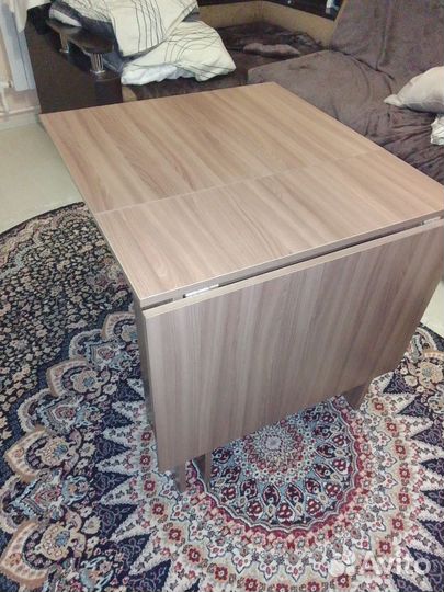 Стол книжка