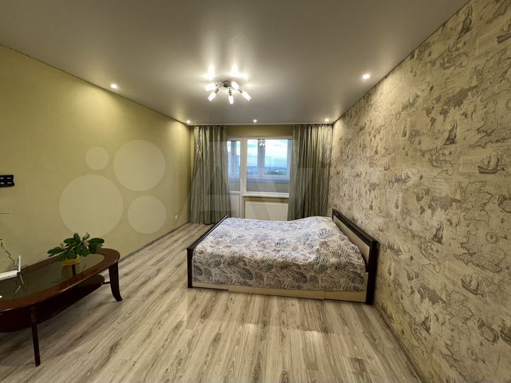 1-к. квартира, 42 м², 8/9 эт.