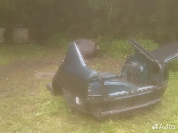 Задная часть шкода октавия тур