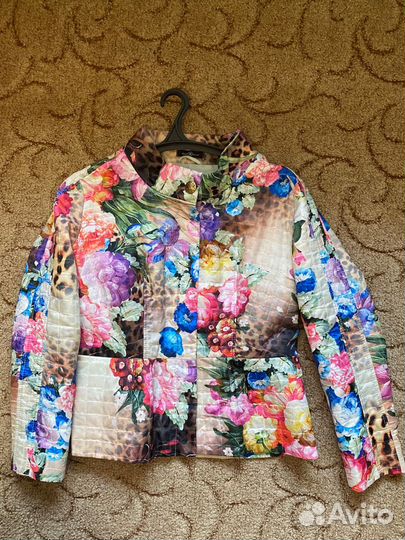 Куртка весенняя женская 46р