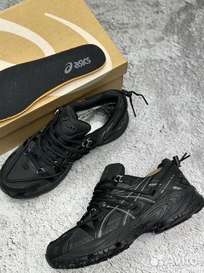 Кроссовки Asics Gel Kahana зимние