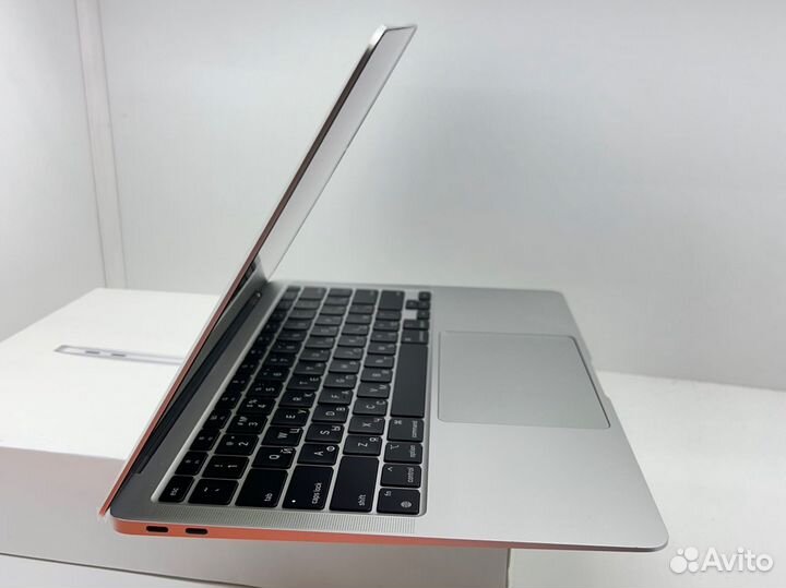 Apple MacBook Air 13 m1/8/256/96цик silver