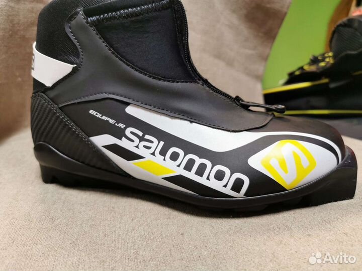 Ботинки лыжные