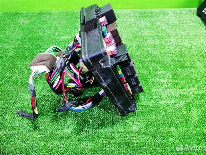 Блок предохранителей моторный Ssangyong Rexton 20